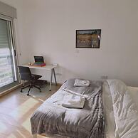 58 LIM - Stay Mystique Apartment