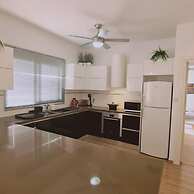 58 LIM - Stay Mystique Apartment