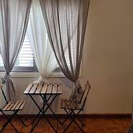 19 LCA - Stay Antique Apartment