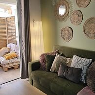 103 LCA - Stay Green Apartment