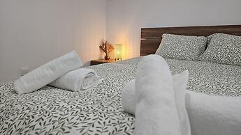 103 LCA - Stay Green Apartment