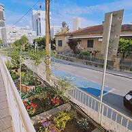 75 NIC - Stay Mythos Down Town House