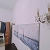 75 NIC - Stay Mythos Down Town House