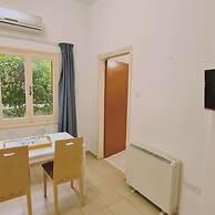 75 NIC - Stay Mythos Down Town House