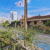 75 NIC - Stay Mythos Down Town House