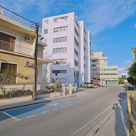 75 NIC - Stay Mythos Down Town House