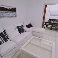 75 NIC - Stay Mythos Down Town House