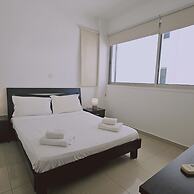 118 LCA - Stay White Petals Apartment