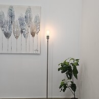 118 LCA - Stay White Petals Apartment