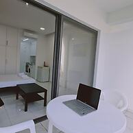 109 LIM 3 - Stay Terra Cota Studio