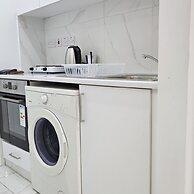 109 LIM 3 - Stay Terra Cota Studio