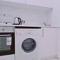 109 LIM 3 - Stay Terra Cota Studio