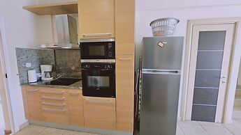 123 AN - Stay Nissi House