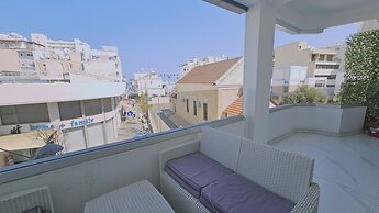 125 LCA - Stay Treasure Apartment