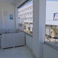 125 LCA - Stay Treasure Apartment