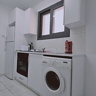 109 LIM 2 - Stay Cypress Studio