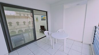 109 LIM 2 - Stay Cypress Studio