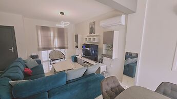 131 VOR - Stay M L Villa