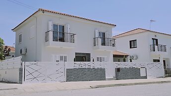 131 VOR - Stay M L Villa