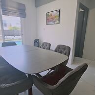131 VOR - Stay M L Villa