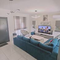 131 VOR - Stay M L Villa