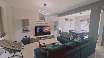 131 VOR - Stay M L Villa