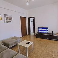 82 NIC - Stay Aurum Apartment