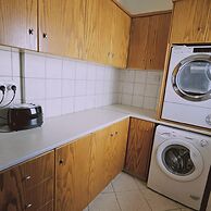 82 NIC - Stay Aurum Apartment