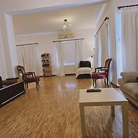 82 NIC - Stay Aurum Apartment