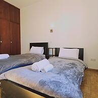 82 NIC - Stay Aurum Apartment