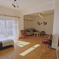 82 NIC - Stay Aurum Apartment