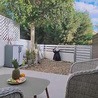 29 LIM - Downtown Retreat