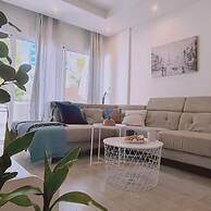 29 LIM - Downtown Retreat