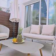 29 LIM - Downtown Retreat