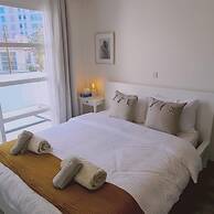 29 LIM - Downtown Retreat