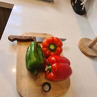 29 LIM - Downtown Retreat