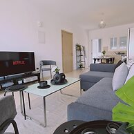 73 LCA - Stay Novel Apartment