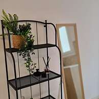 73 LCA - Stay Novel Apartment