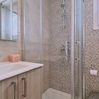 73 LCA - Stay Novel Apartment