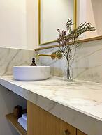 Home Chic Home - Les Toits Sainte Ursule