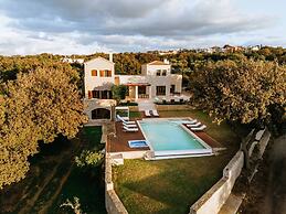 Luxurious Villa Liandri 600 m Resort