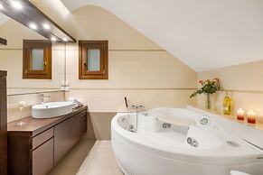 Luxurious Villa Liandri 600 m Resort