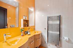 Luxurious Villa Liandri 600 m Resort