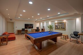 Luxurious Villa Liandri 600 m Resort