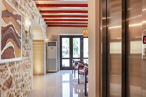 La Montre Luxury Boutique Suites