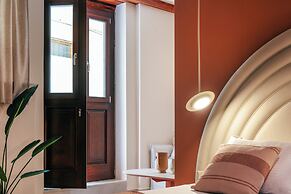 La Montre Luxury Boutique Suites