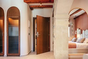 La Montre Luxury Boutique Suites