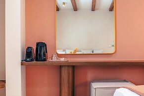 La Montre Luxury Boutique Suites