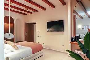 La Montre Luxury Boutique Suites