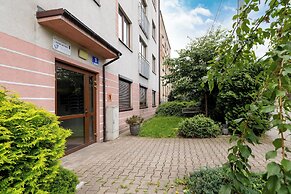 Działkowa Apartment Chorzów by Renters